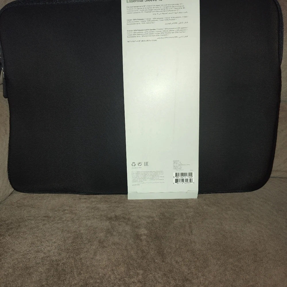 Dell Essential Carrying Case (Sleeve) - ES-SV-15-20 for 15